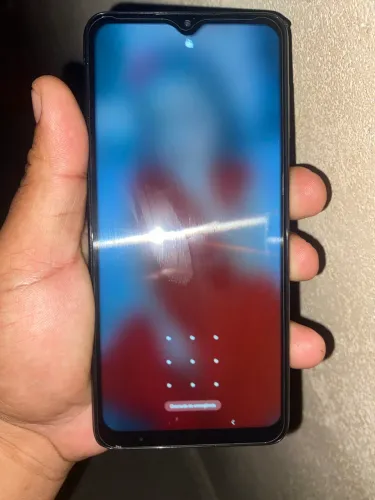 A04s funcionando tudo  perfeitamente nem um trincado tudo funcionando perfeitamente 