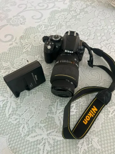 Nikon D3100 + Sigma EX 105mm 2.8 DG Macro