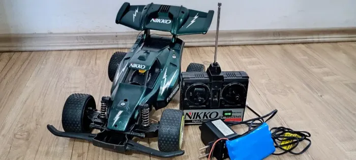 Buggy RC Nikko Flashback - Completo com Bateria e Carregador