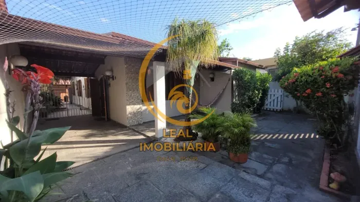 Casa em Condomínio para Venda em Niterói, Itaipu, 4 dormitórios, 2 suítes, 4 banheiros, 2