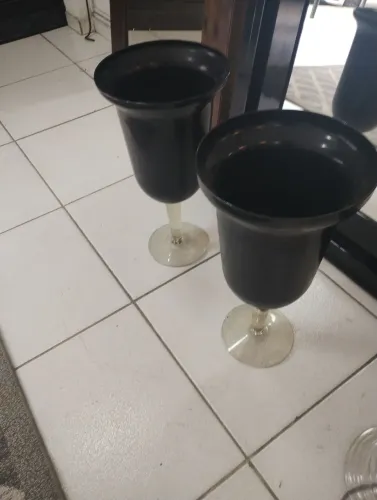 Vasos decorativos pretos - par