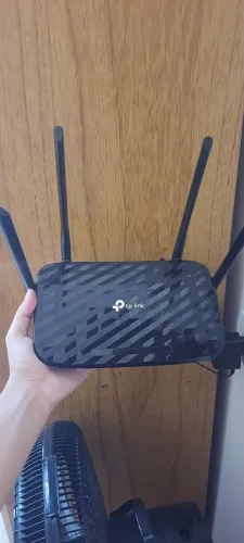Roteador Wi-Fi TP-Link Archer C6 AC1200 Full Gigabit Dual-Band (Excelente Estado)