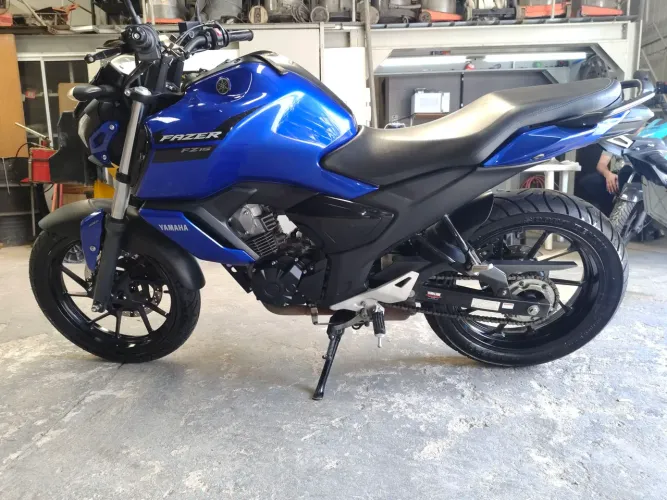 FZ 15 único dono