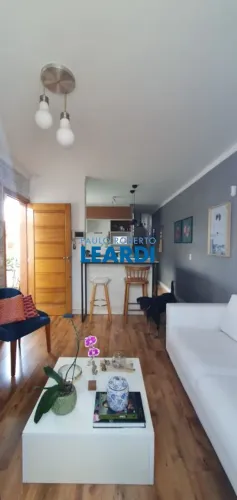 CASA ASSOBRADADA - PARQUE JAMBEIRO - SP