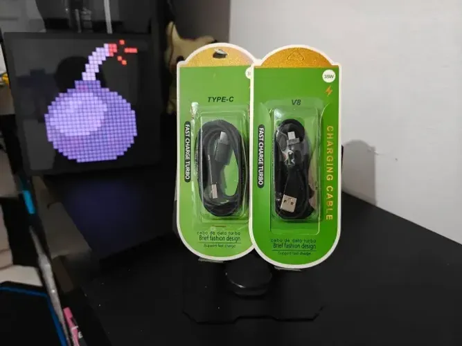 Cabos USB Tipo C e V8 - Carregamento Rápido