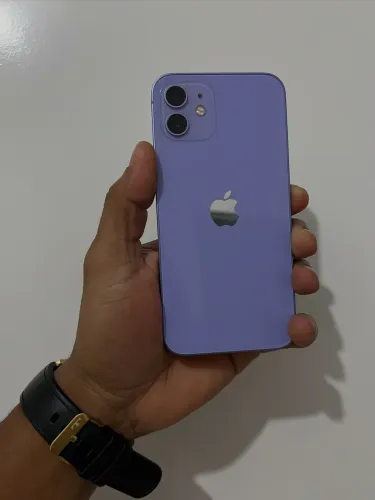 iPhone 12