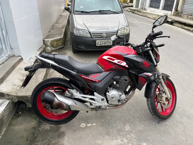 Cb 250f