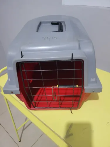 Caixa transportadora para pets
