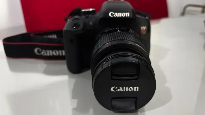 Camera Canon t6i mais acessórios|So respondo no chat da olx
