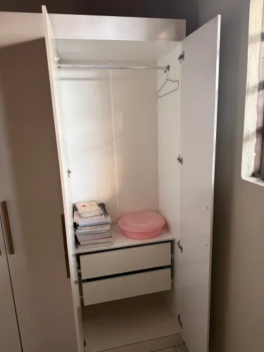 Guarda roupa solteiro