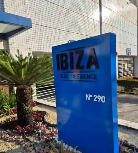 Alugo Apartamento no Ibiza Morada do Sol - 2 Quartos, 2 Vagas Arianopolis Am 