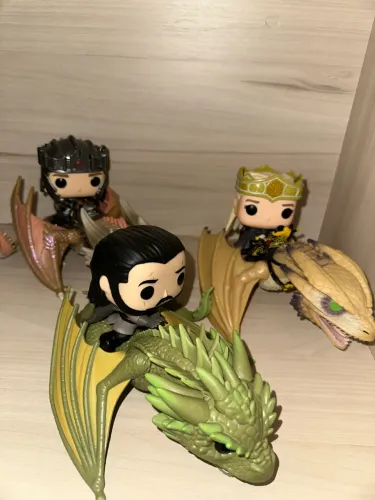 3 funkos RAROS - Game of thrones e house of the dragon