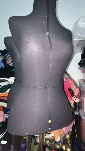 Maniquin super conservado