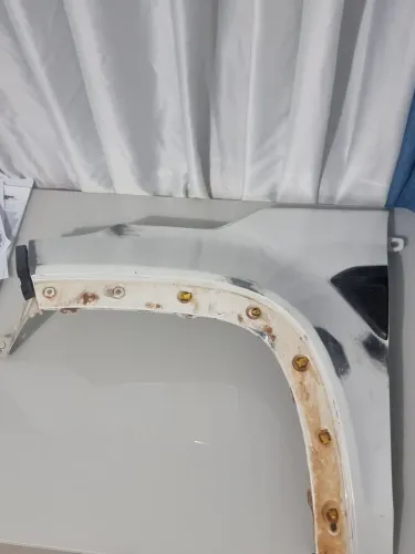 Paralama dianteiro esquerdo fiat strada 