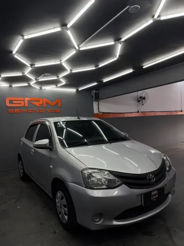 Toyota Etios X 1.3 Flex 16V 5P Mec. 2017