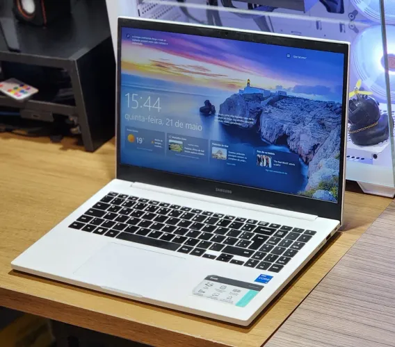 Notebook Samsung Impecável