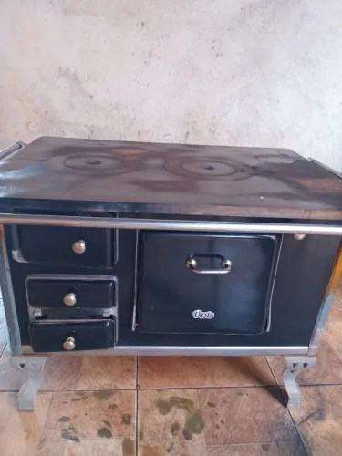 Fogão a lenha 