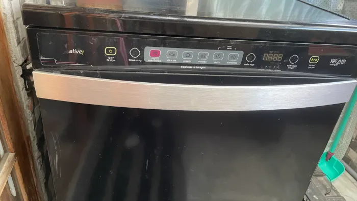 Lava louças Brastemp 12 serviços defeito