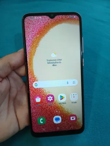 Samsung A04e seminovo e funcionando perfeitamente!