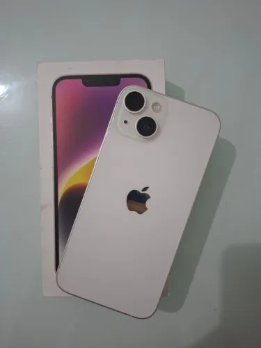 Iphone 14 com caixa.