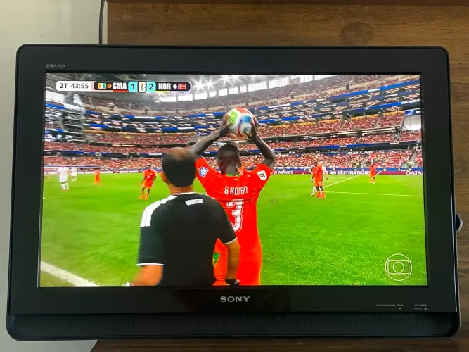 Televisor Sony 32 polegadas mas aparelho de canais