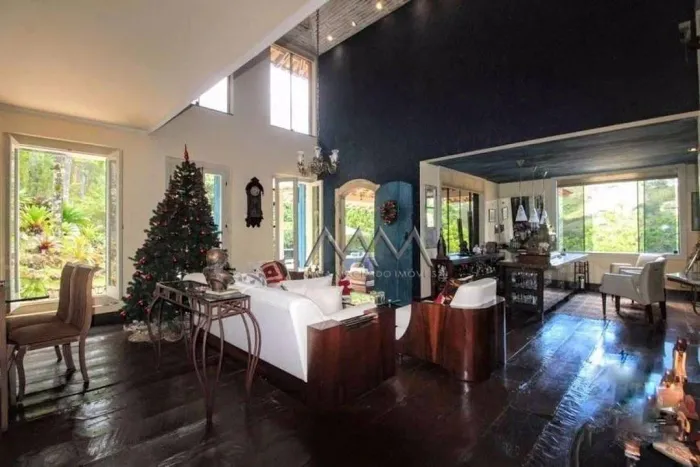 Casa à venda no Vila Del Rey | 417 m² - 3 quartos