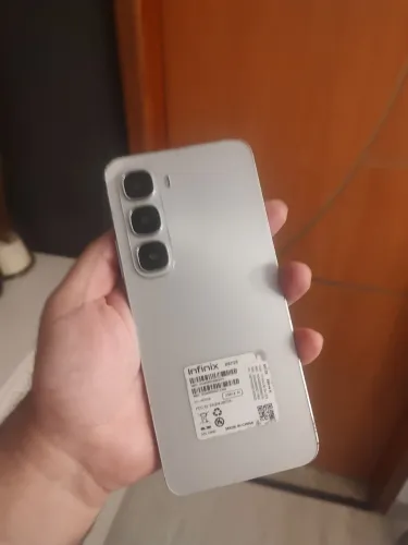 Infinix hot 60i 256 GB ?