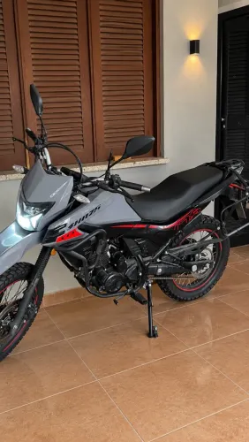 Shineray SHI 175 EFI - Semi Nova