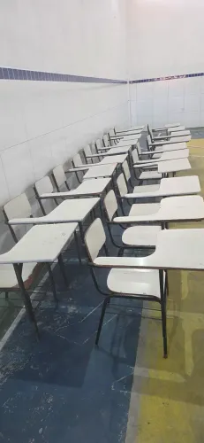Cadeiras escolar