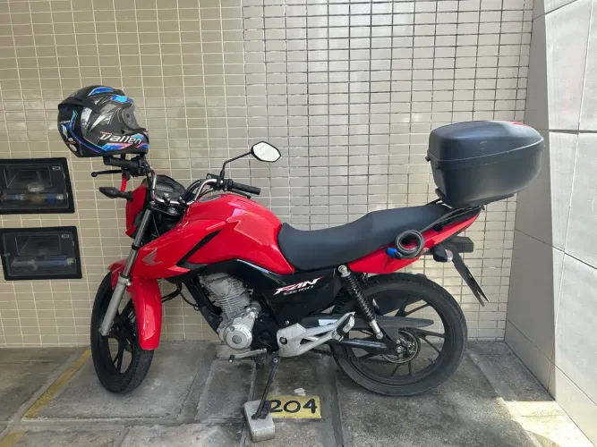 VENDO MOTO HONDA CG FAN 160 CC ANO 2022