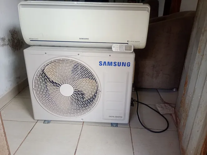 Ar condicionado 12 mil BTUs inverter valor 1500