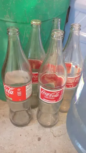 vende-se garrafas retornável da coca 1l e 2l