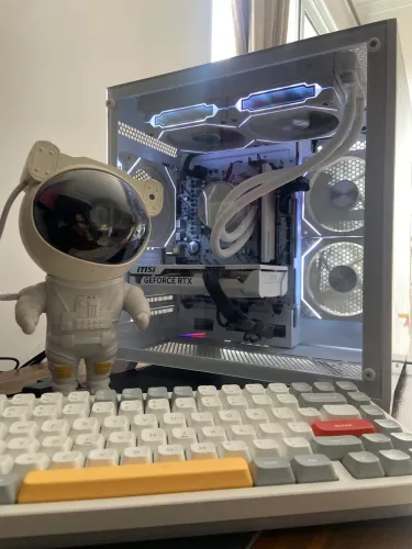 PC White Gamer Um pequeno passo para homem, mas um