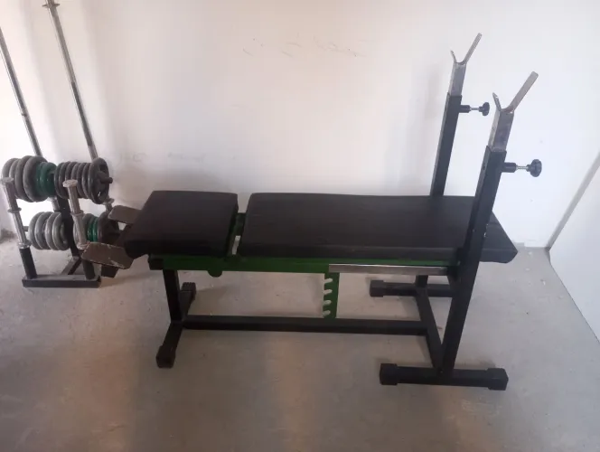 Mesa multifuncional até 300kg. Supino plano, Inclinado e Desenvolvimento de ombros.