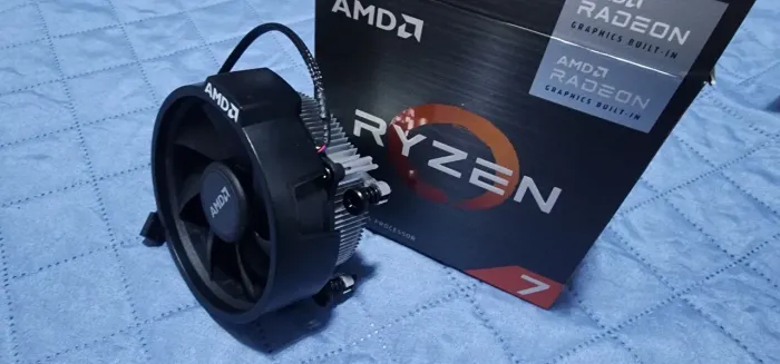 Processador AMD Ryzen 7 5700G usado | 8 Núcleos, 16 threads | Até 4.6 GHz de Clock boost