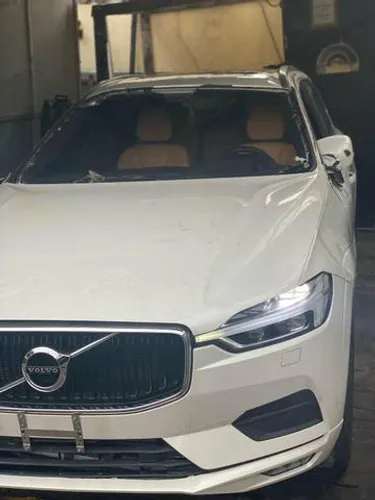 Sucata volvo xc60 19 para retirada de peças