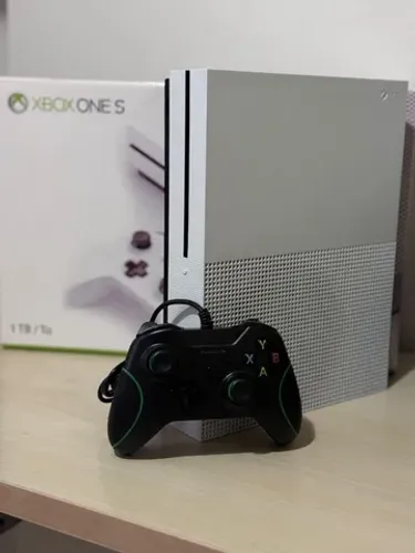 Xbox One S 1tb 3 meses de garantia