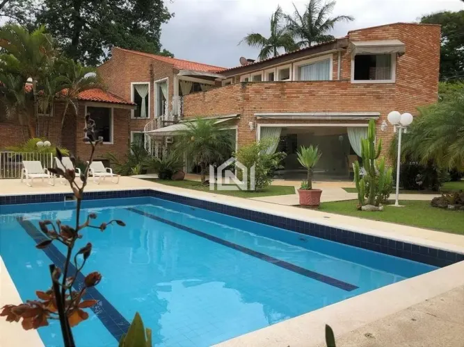 Casa à venda no condomínio Recanto Inpla