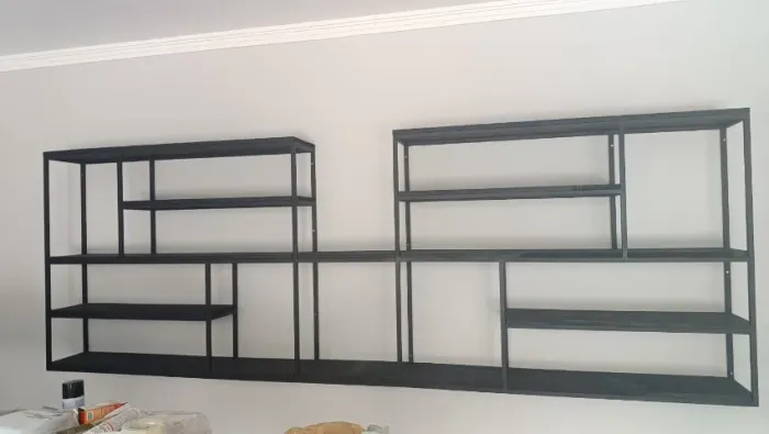 Prateleira estilo industrial