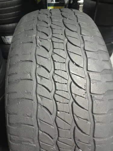 Pneu Michelin 205/60R16 148 abase de troca 