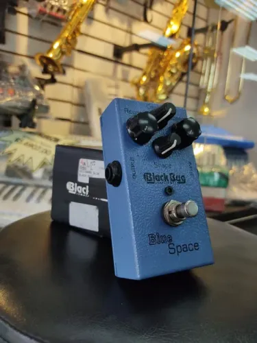 Pedal De Efeito Para Guitarra Black Bug Blue Space Modulador