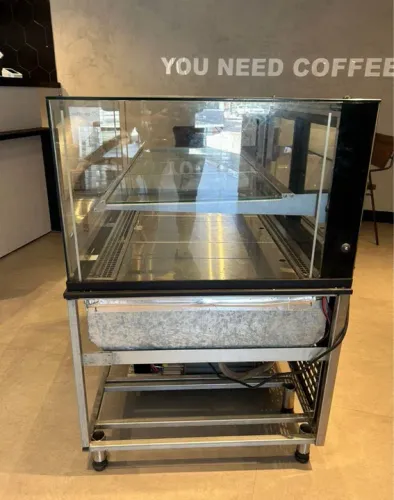 Freezer expositor pode usar frio ou quente
