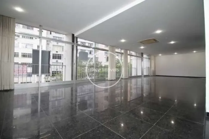 Apartamento com 300m² em planta circular com varanda no Flamengo, 4 quartos (1 ampla suíte