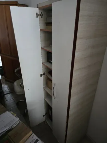 Armário MDF 8 prateleiras e 2 portas