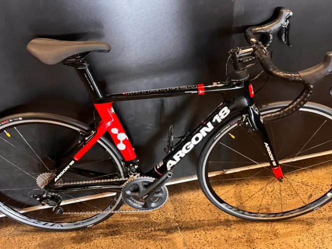 BICICLETA ARGON NITROGEN 18 CARBON TAMANHO S SEMI NOVA 