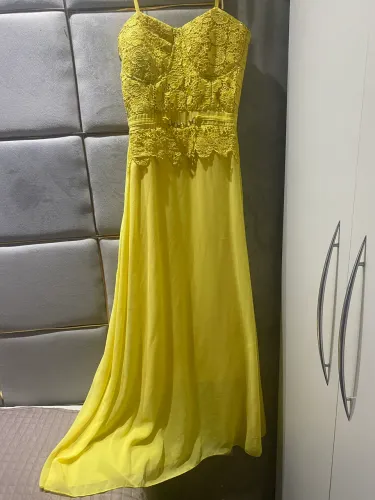 Vestido festa amarelo longo