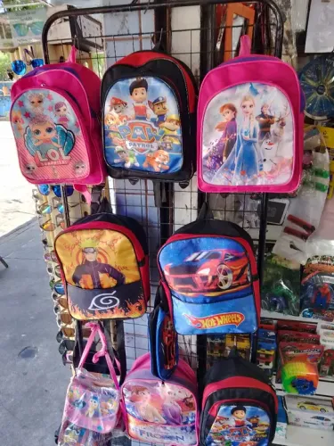 Mochilas infantis - Diversos personagens - Novas
