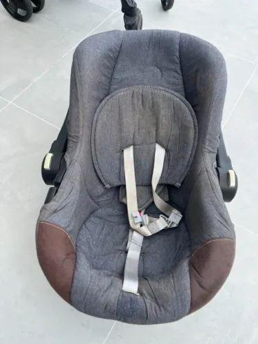 Bebê conforto