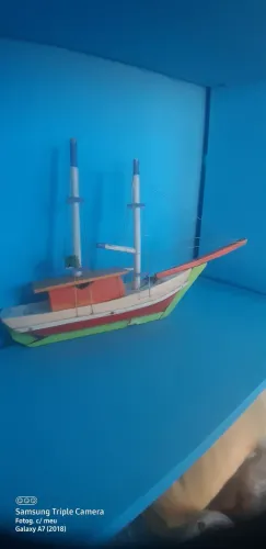 barco de madeira antigo 40 x 27