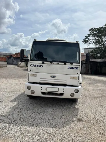 Ford cargo 2422
